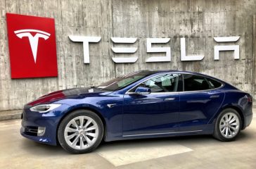 Tesla kola
